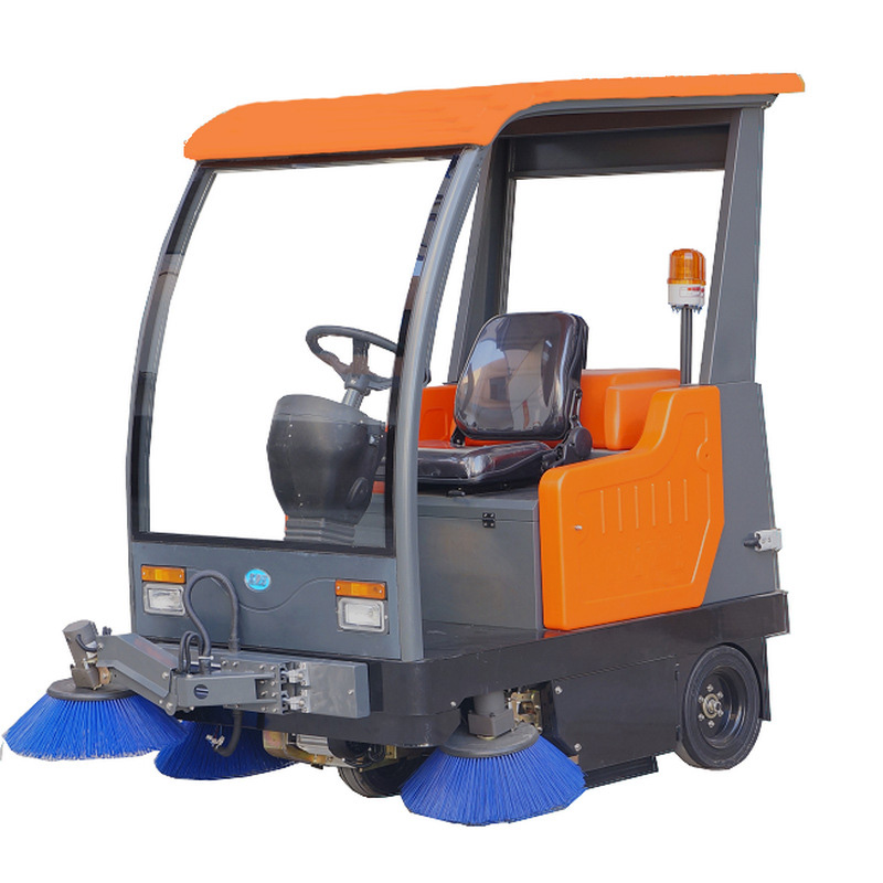 駕駛式掃地車